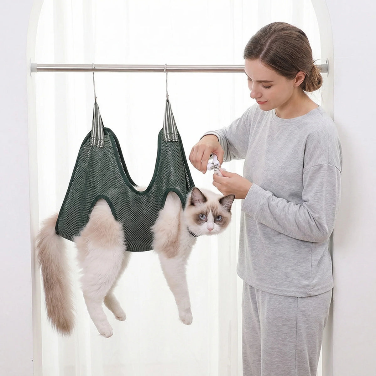 Pet Grooming Hammock for Nail Trimming from Furiva Pets