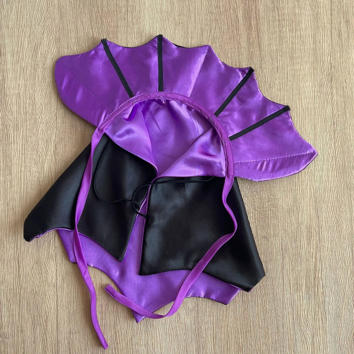 Furiva Halloween Vampire Pet Cape - product image 11