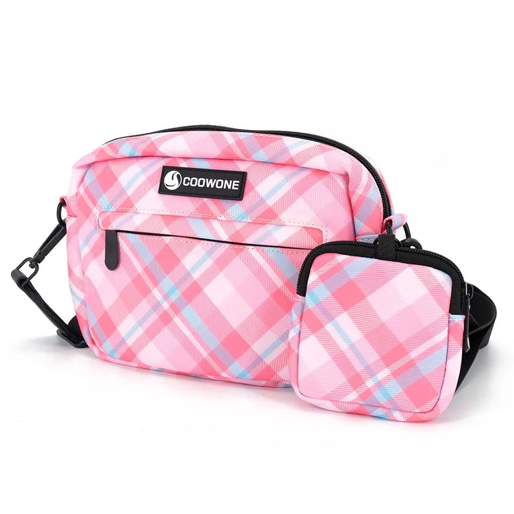 Furiva Dog Treat Training Bag with Waste-Bag Dispenser – product view 5 of 9