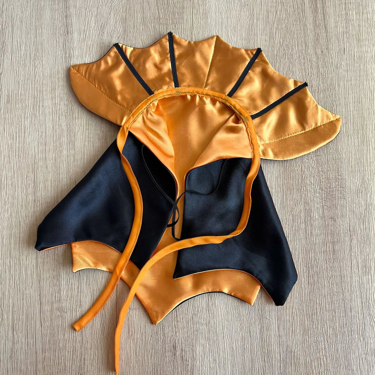 Furiva Halloween Vampire Pet Cape - product image 12