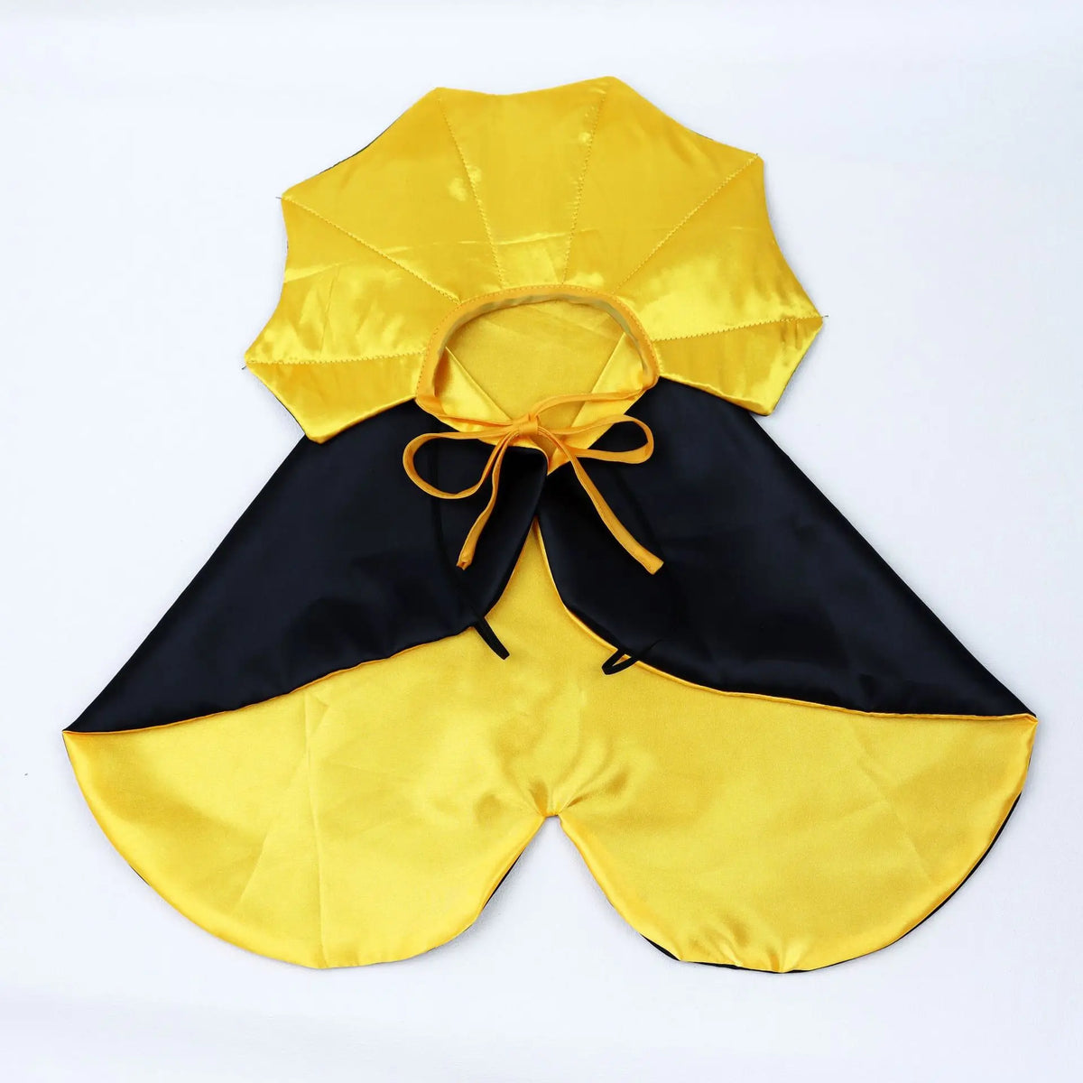 Furiva Halloween Vampire Pet Cape - product image 9